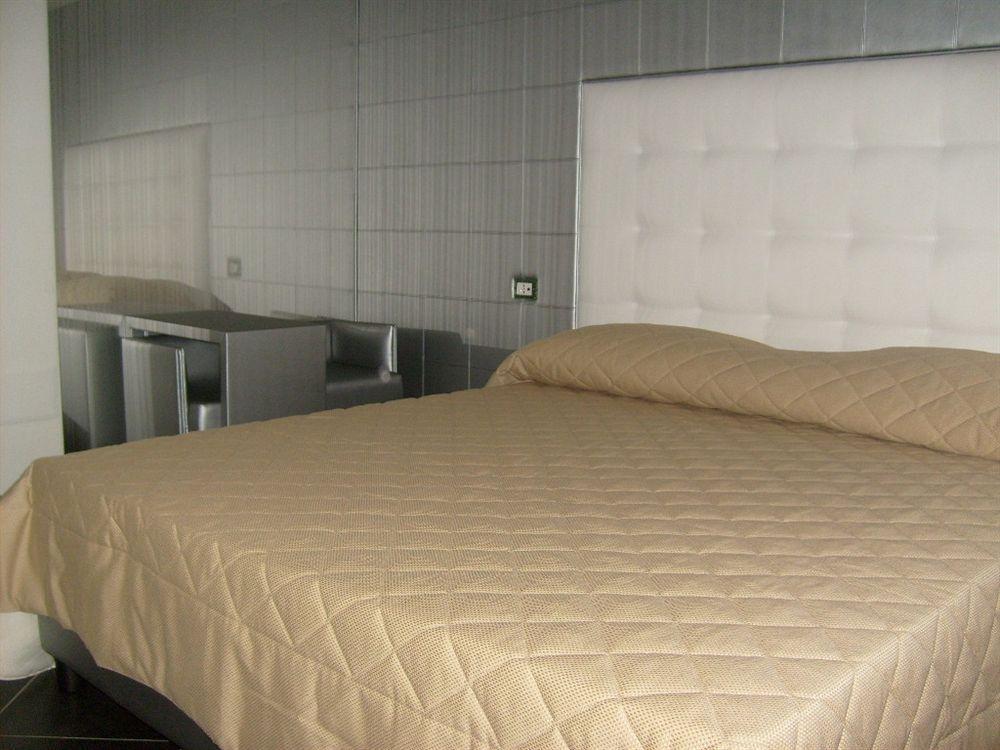 Hotel Briganti Qualiano Exterior photo
