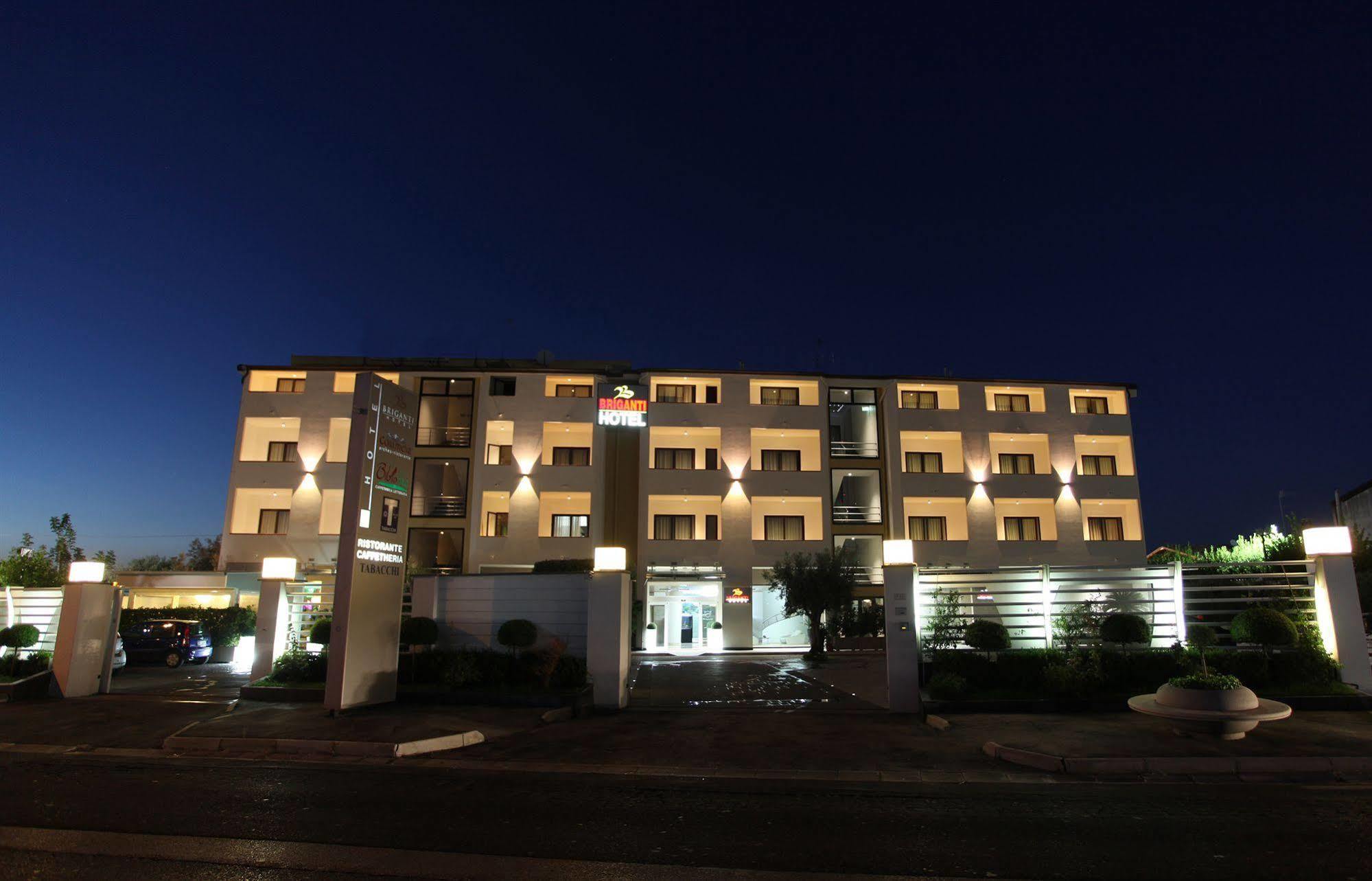 Hotel Briganti Qualiano Exterior photo